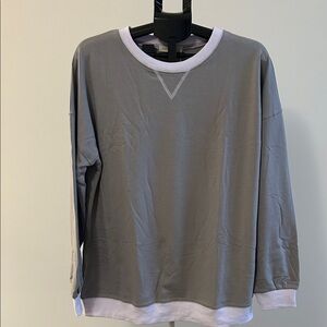 Women's Gray Crew Neck Sweater
